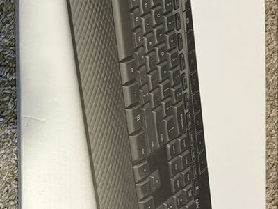 Brand New Wireless Mouse & Keyboard