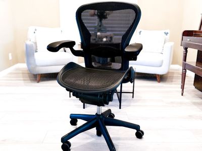 CLEAN Herman Miller Aeron Size A Office Gaming Chair