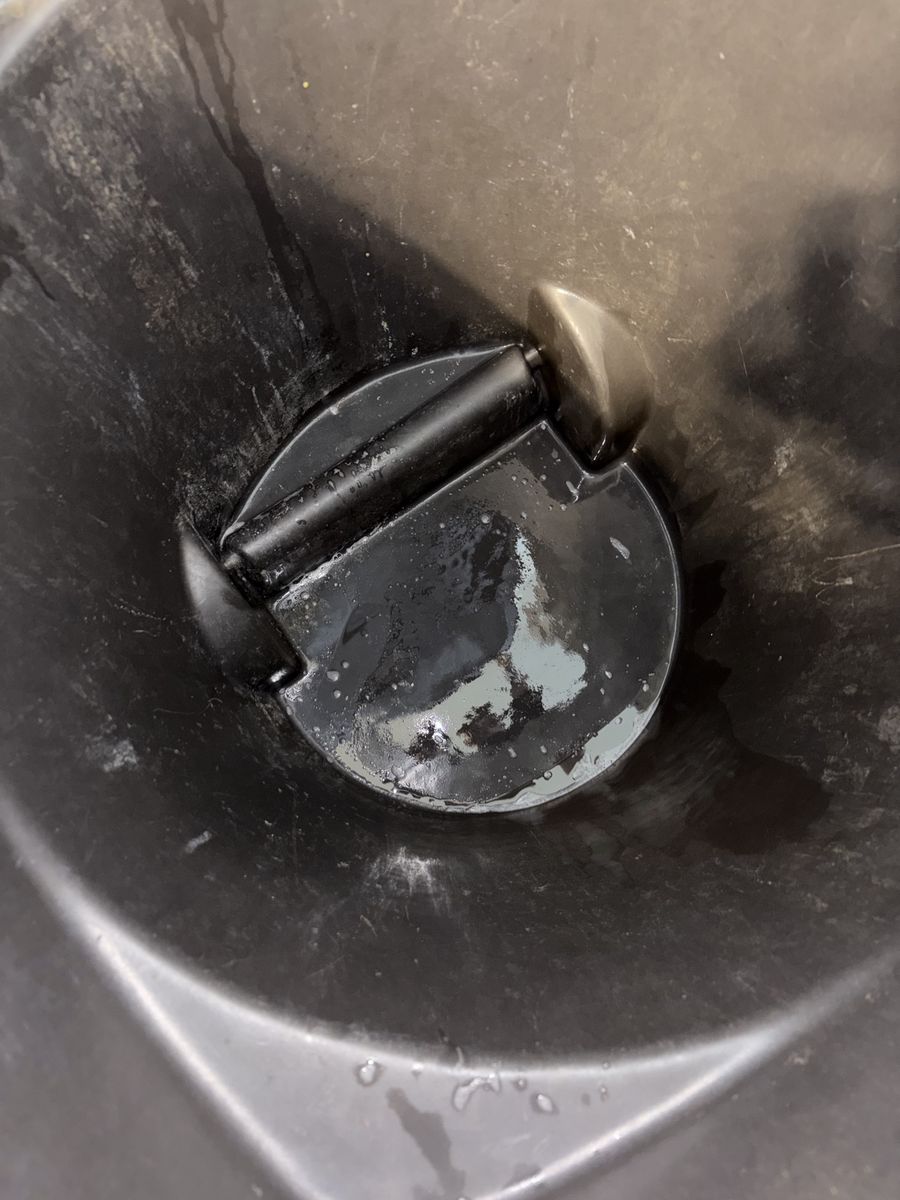 Main image 4