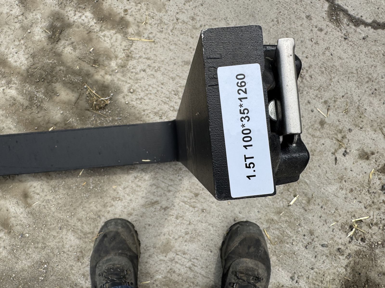 Replacement pallet forks. Rated at 1.5 tons. Price is for each fork.