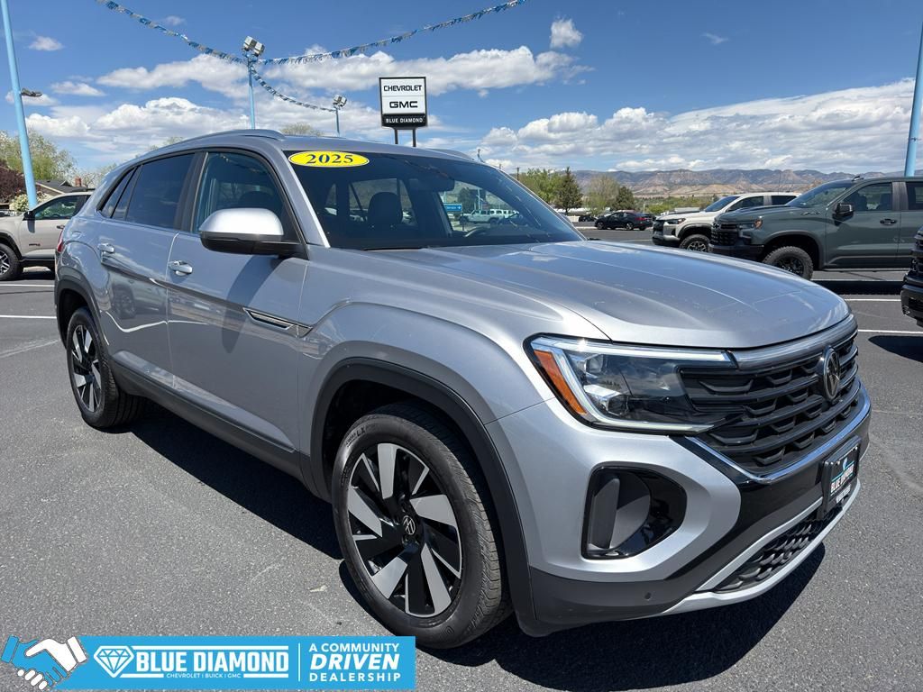 2025 Volkswagen Atlas Cross Sport SE 4Motion