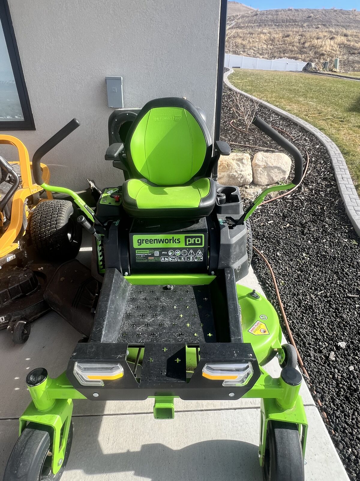 Greenworks zero turn mower