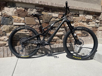 22 Specialized Stumpjumper EVO Expert Size S4