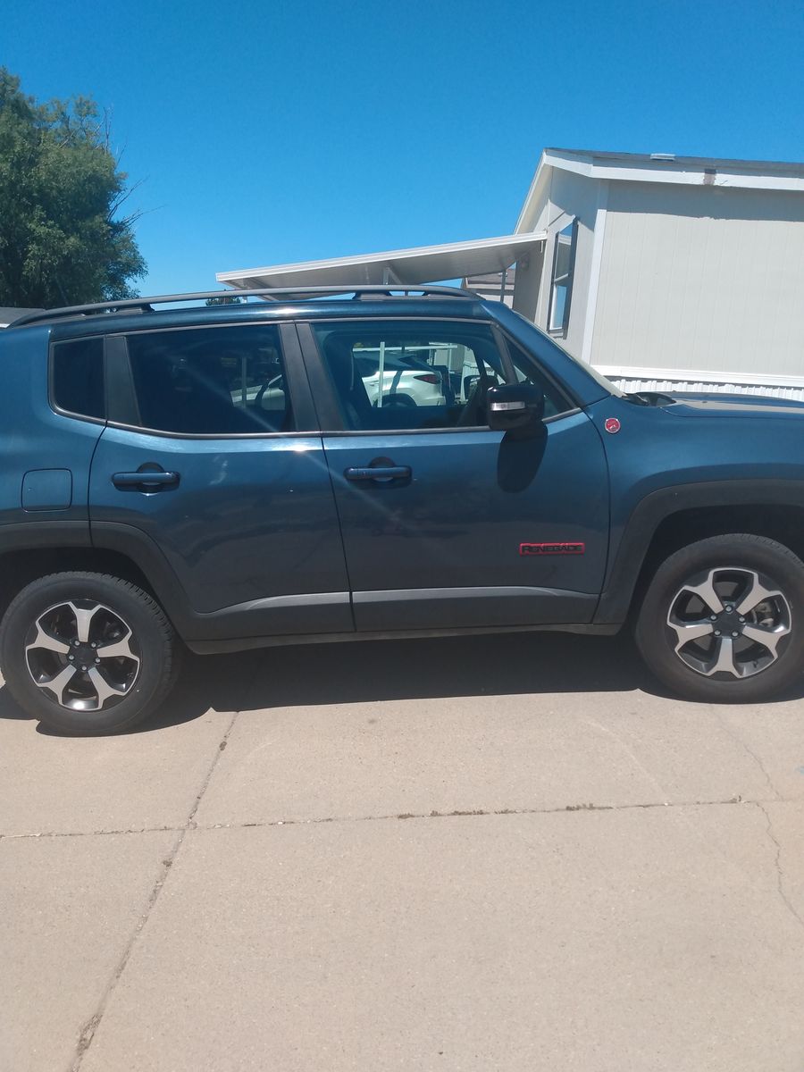 2022 Jeep Renegade Trailhawk