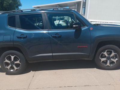2022 Jeep Renegade Trailhawk