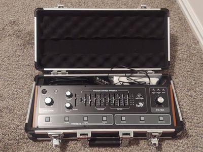 Behringer TORO Analog Bass Synthesizer with Flyht Pro Case