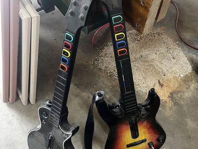 RedOctane Les Paul Wireless Guitar Hero Controller for Xbox 360 - Sunburst & Black