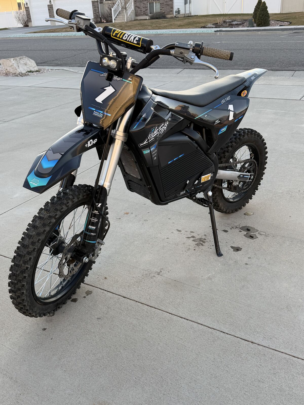 Drift Hero 5000w 72v electric dirt bike
