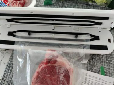 New in box Vacuum Sealer