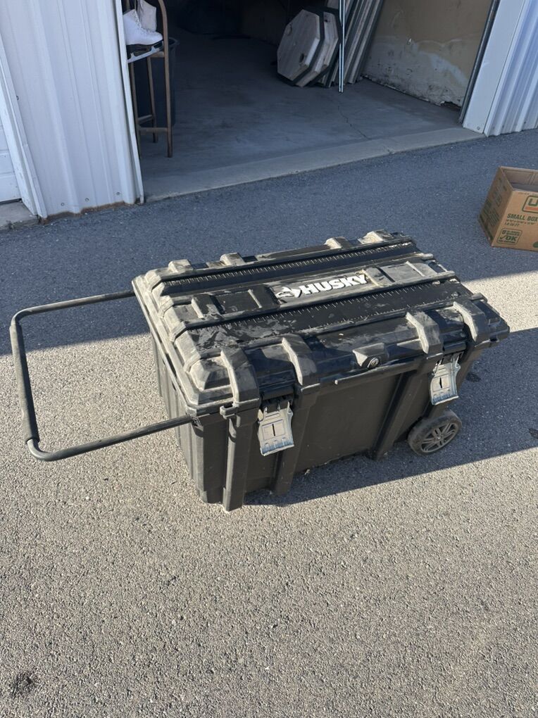 Husky, Heavy Duty Rolling Toolbox
