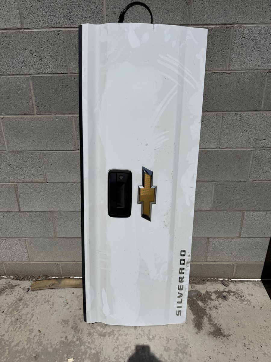 2016 Chvrolet Silverado Tailgate