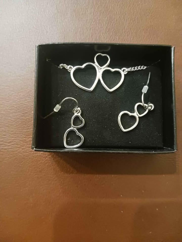 Heart necklace and earrings