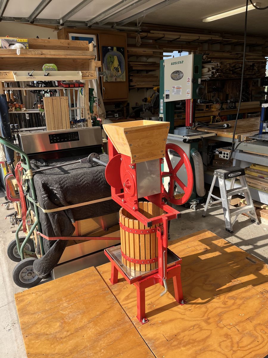 Maximizer apple cider press with swing out grinder