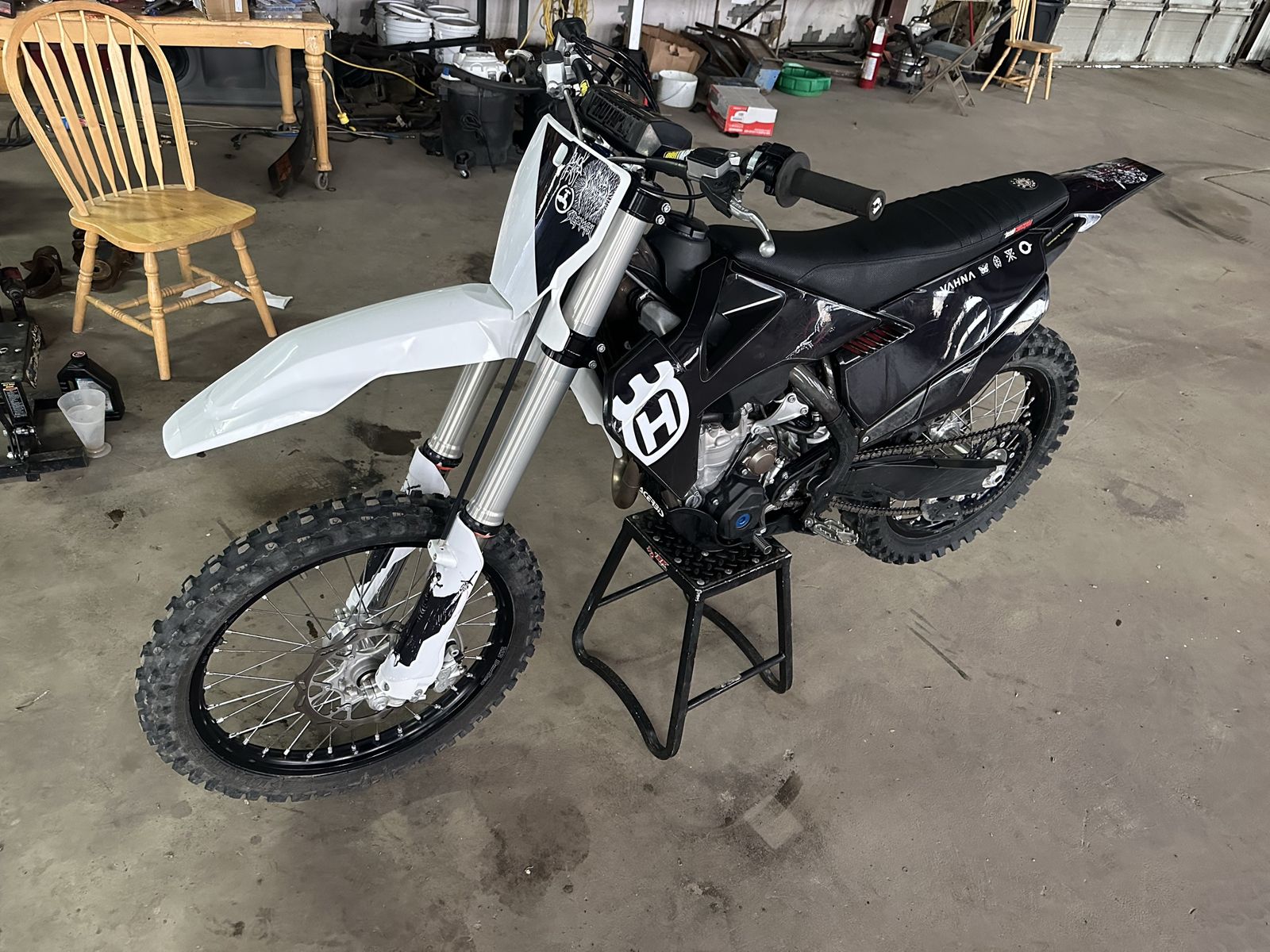 350