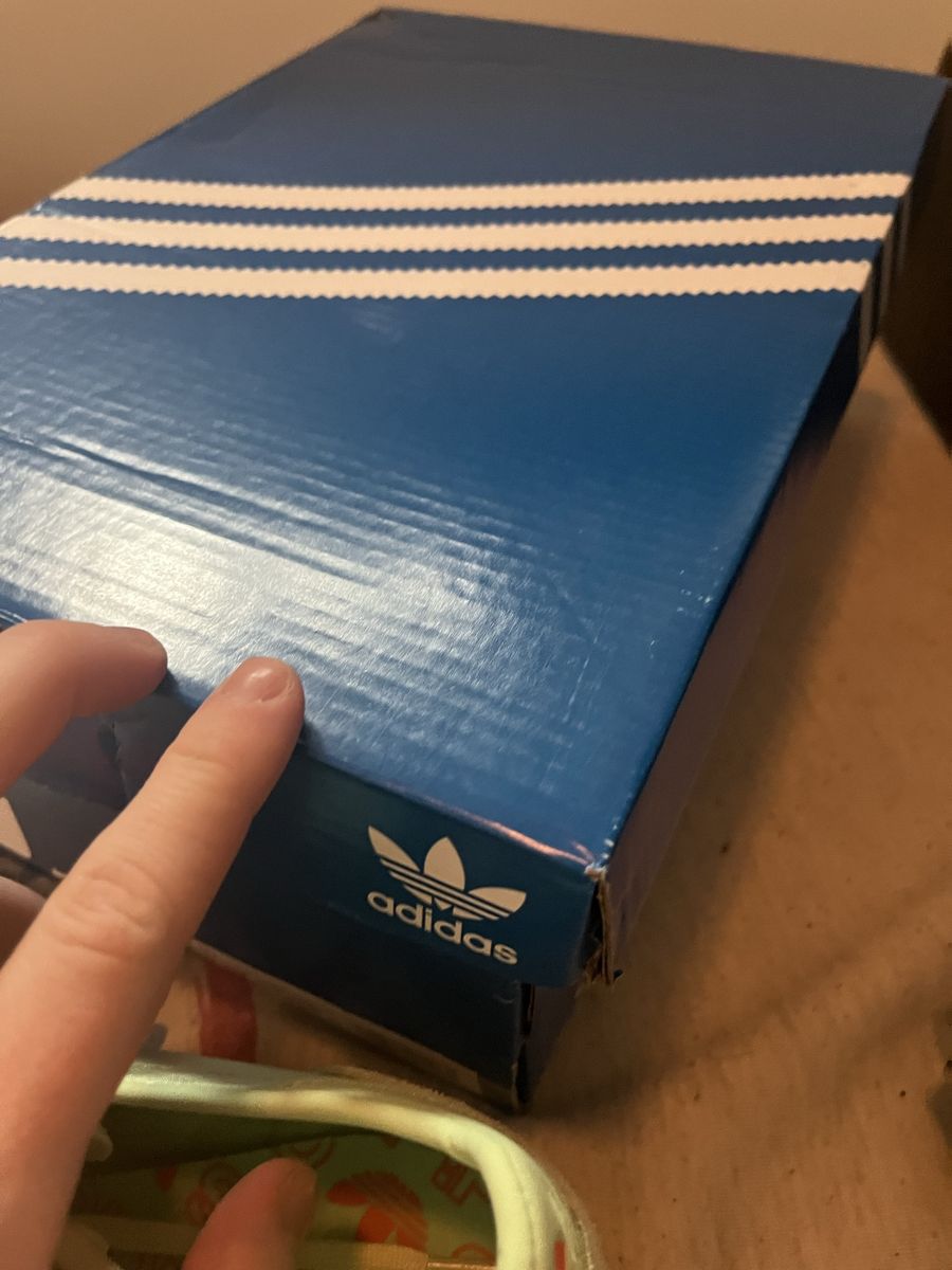 Adidas Sambas