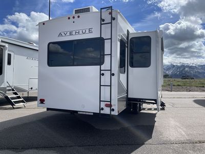 New 2026 Alliance RV Avenue 32RLS