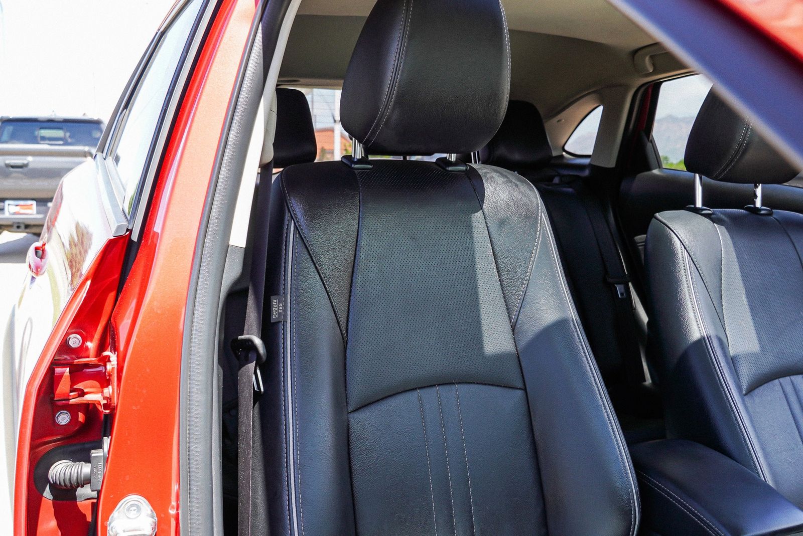 Main image 25