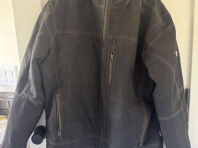 KÜHL Born In The Mountains Men's Insulated Jacket XL Black with Sherpa Collar