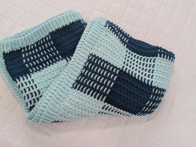 Brand New Hand-Crocheted Blankets – Multiple Sizes & Styles