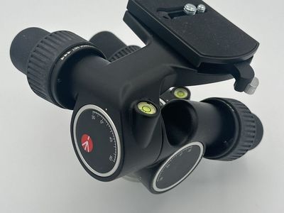 Manfrotto 405 Geared Tripod Head - Black, Quick Set, Made in Italy