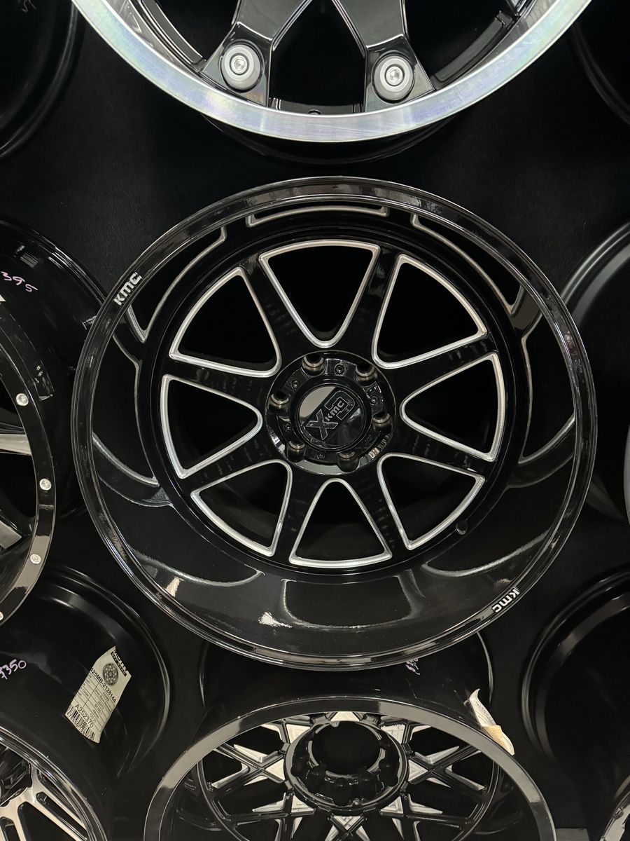 Brand new set of XD8421268344N G-BK MILL 20" x 12" Wheel -44mm Offset 6x139.7 PCD