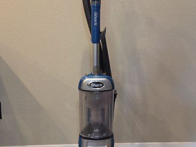 Shark Professional Powered Lift-Away DLX Vacuum - New Filters