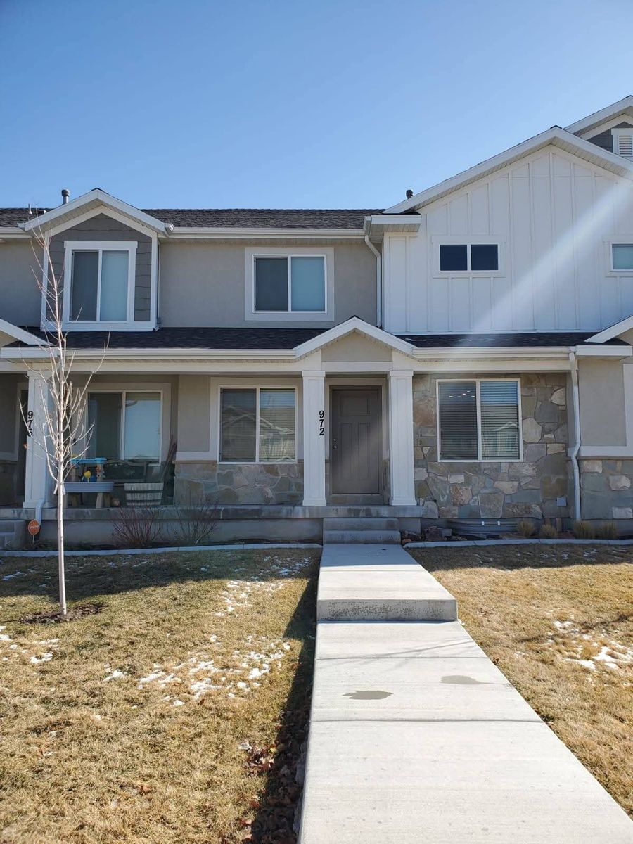4 beds 3.5 baths Townhome for Rent Santaquin Utah