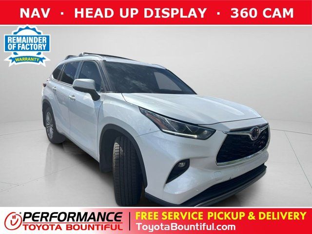 2022 Toyota Highlander Platinum