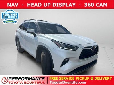 2022 Toyota Highlander Platinum