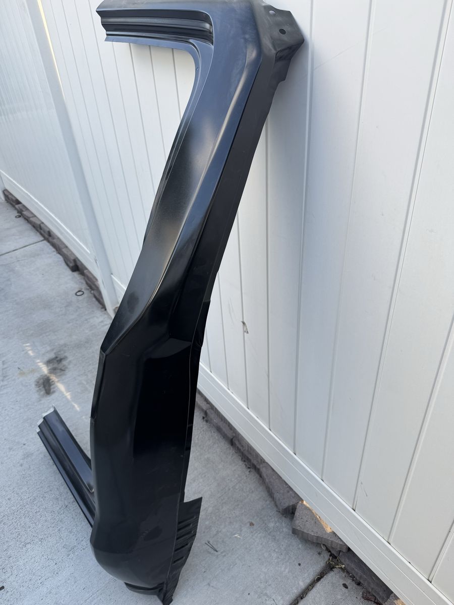 Main image 3
