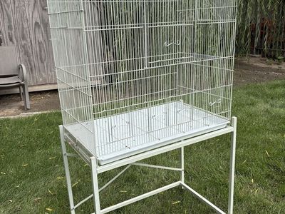 Large rolling bird cage
