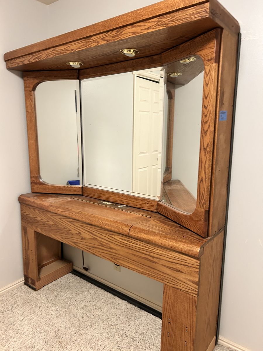 Beveled Mirror Oak Headboard w/Lights & Storage