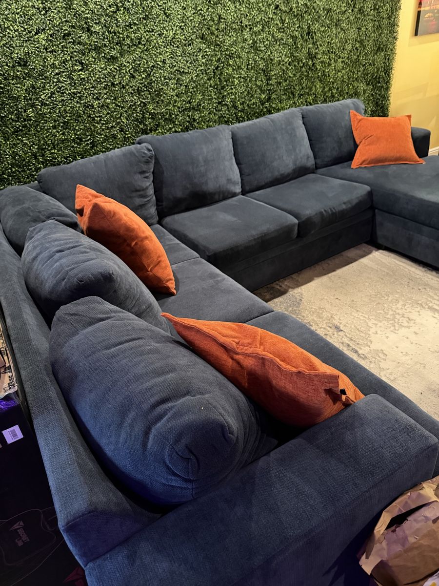 Sectional Sofa Couch with Chaise - U-Shaped Design