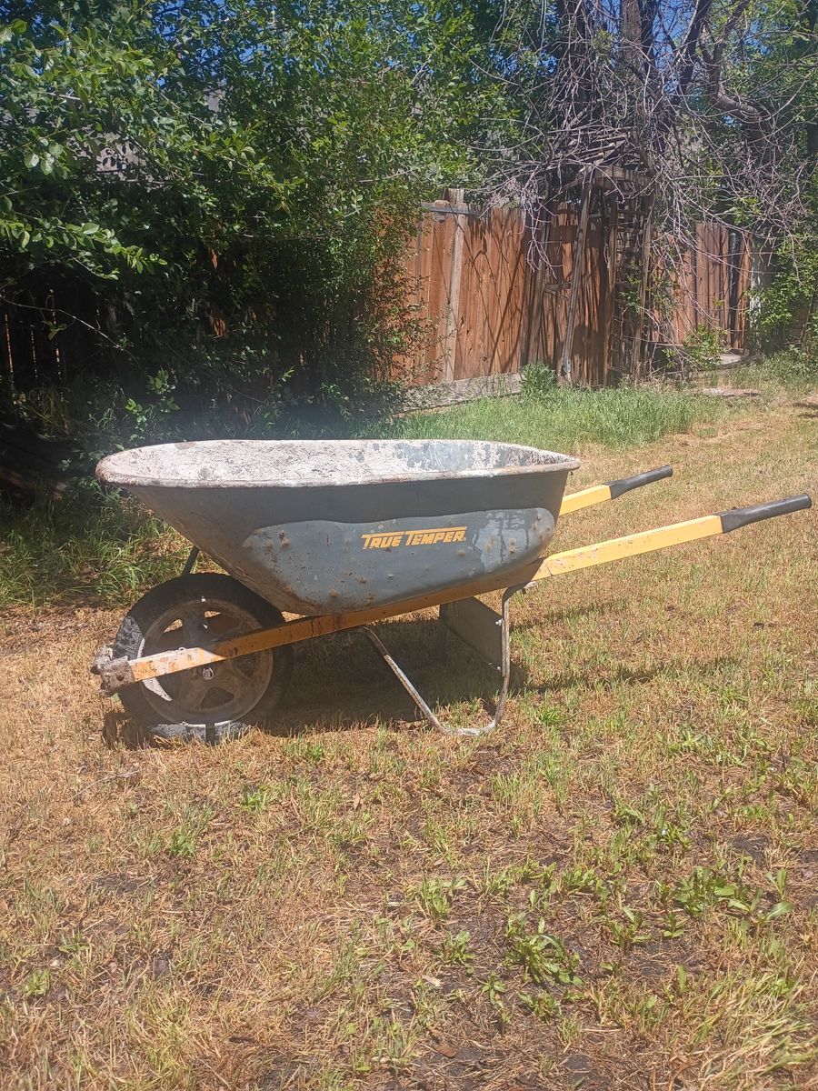 Wheelbarrow