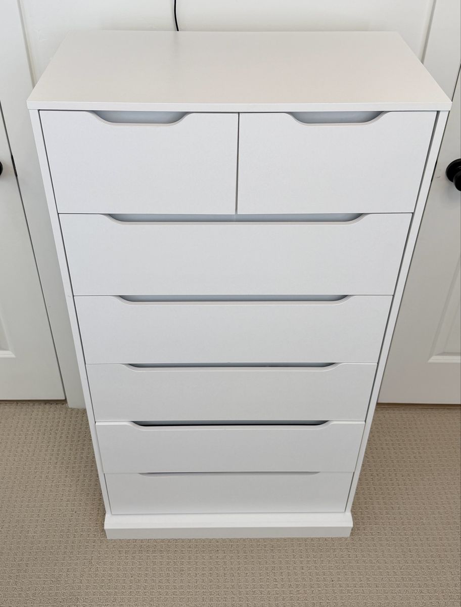 White Tall dresser 7 drawers
