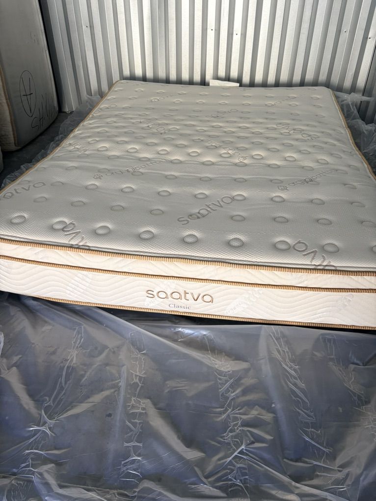 Saatva Classic 11.5 Queen Mattress