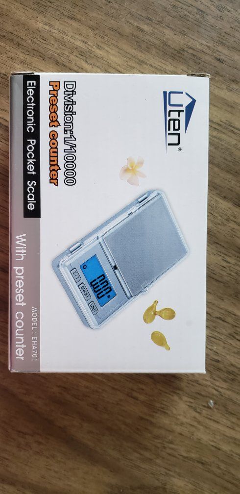Electronic Pocket Scale with Preset Counter, 1:10000 Division