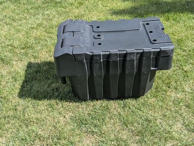 Polaris lock and Ride