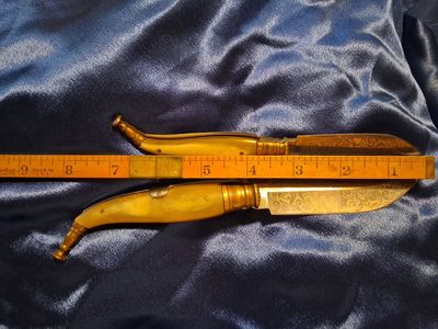 Vintage Spanish Navaja Folding Knives – Matched Pair with Etched Blades & Bull Horn Handles with carraca locking blade