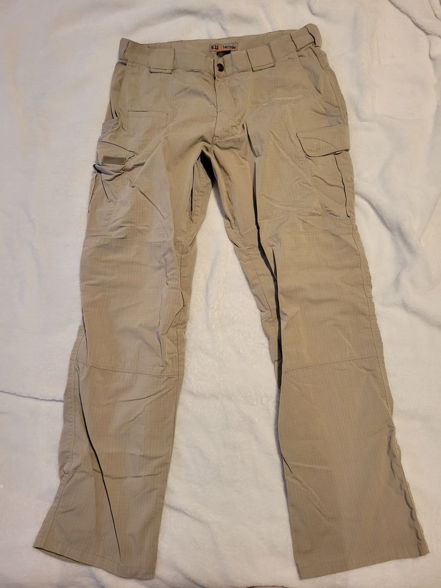 5 pairs of 5.11 Tactical Stryke pants khaki pants (size 34x32)