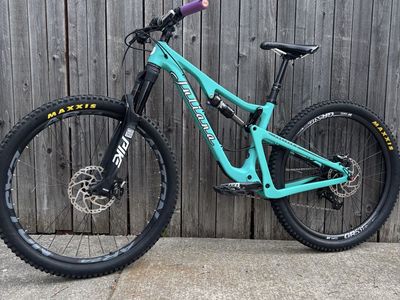 Juliana Furtado Carbon