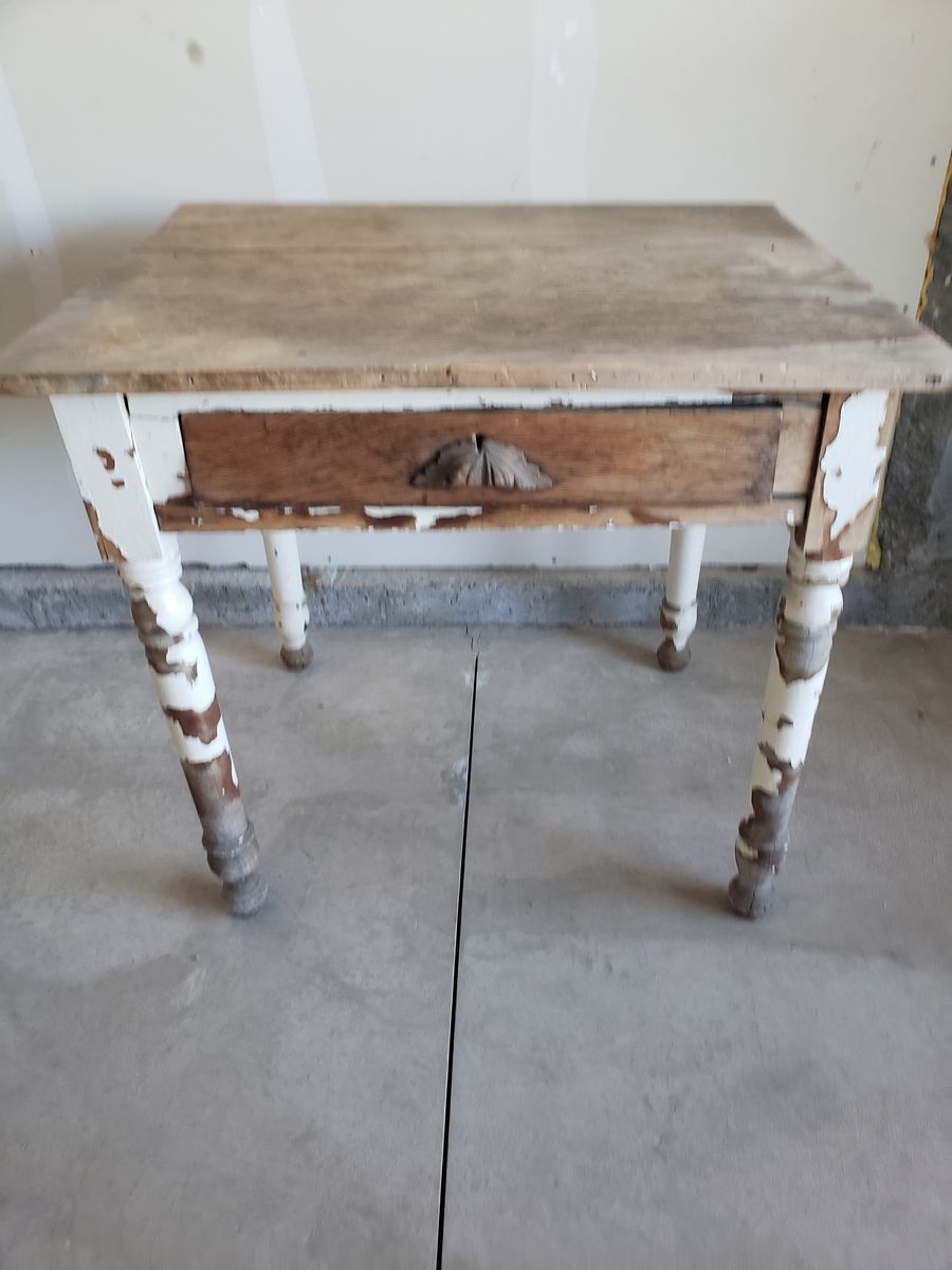 Antique White Shabby Paint Wood End Table with Drawer
