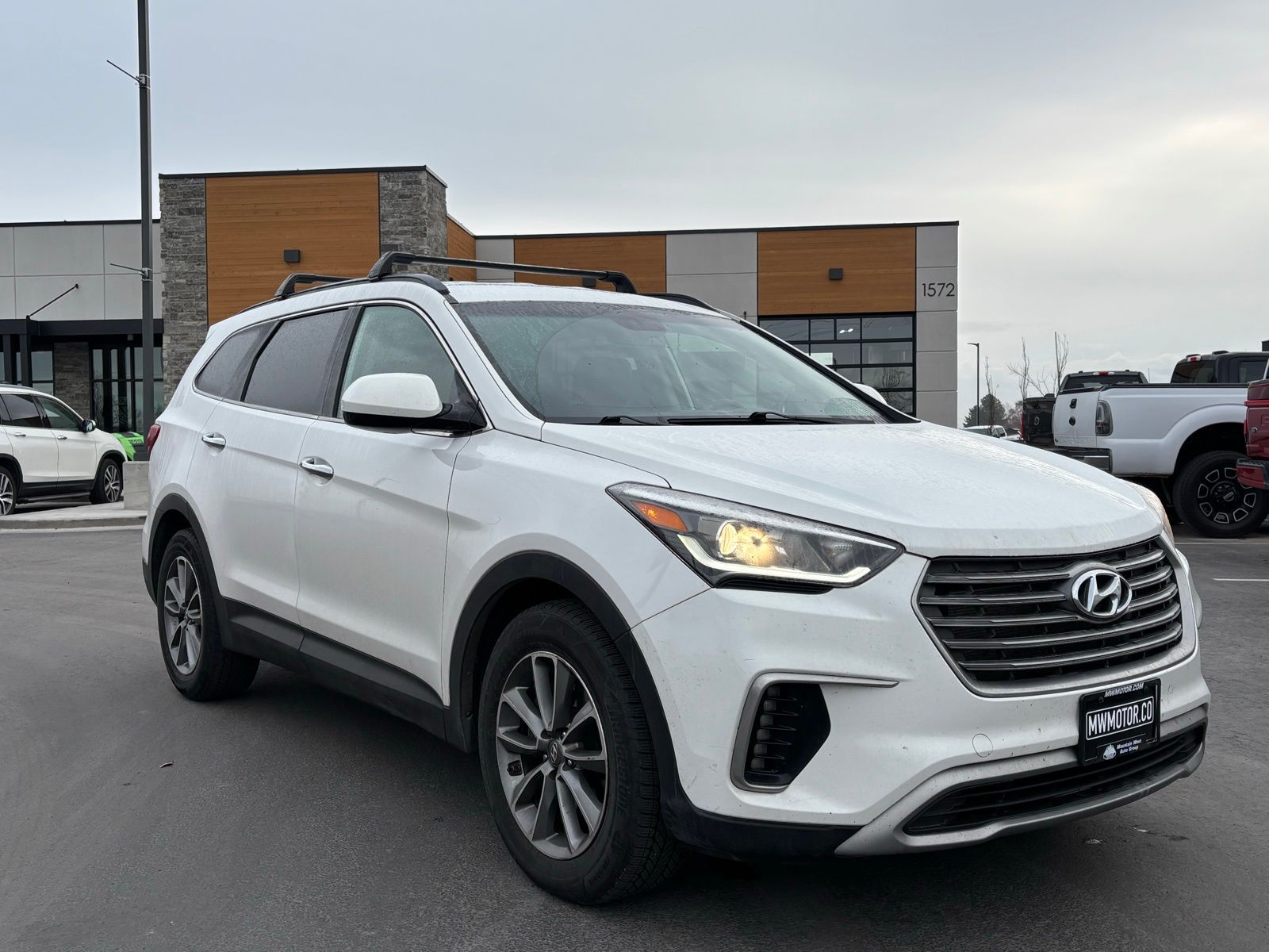 2017 HYUNDAI SANTA FE SE