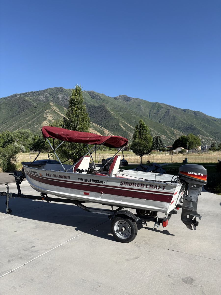 Smoker craft fishing boat