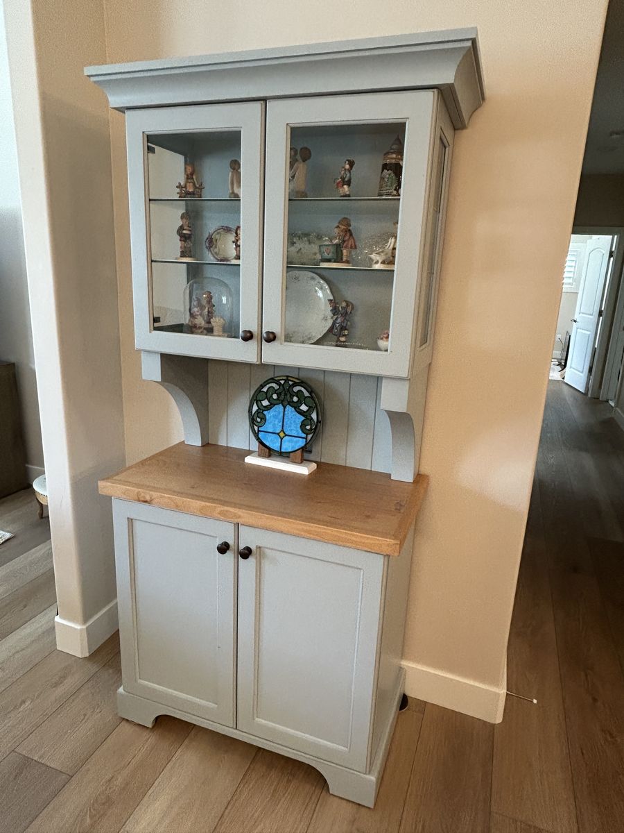 HUTCH/CABINET