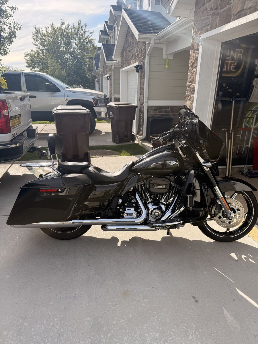 2016 HD Street glide CVO 110