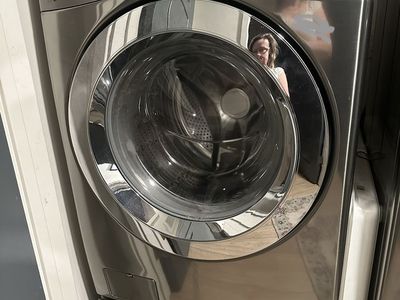 LG Front Load Washer/dryer Combo