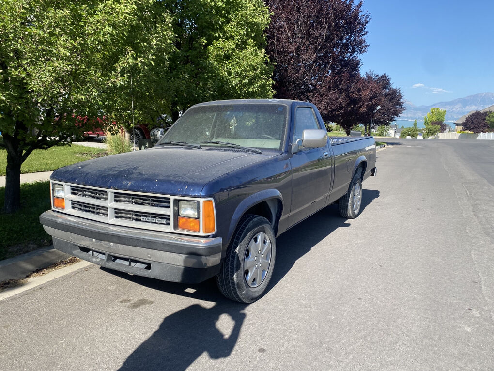 1988 DODGE DAKOTA Base