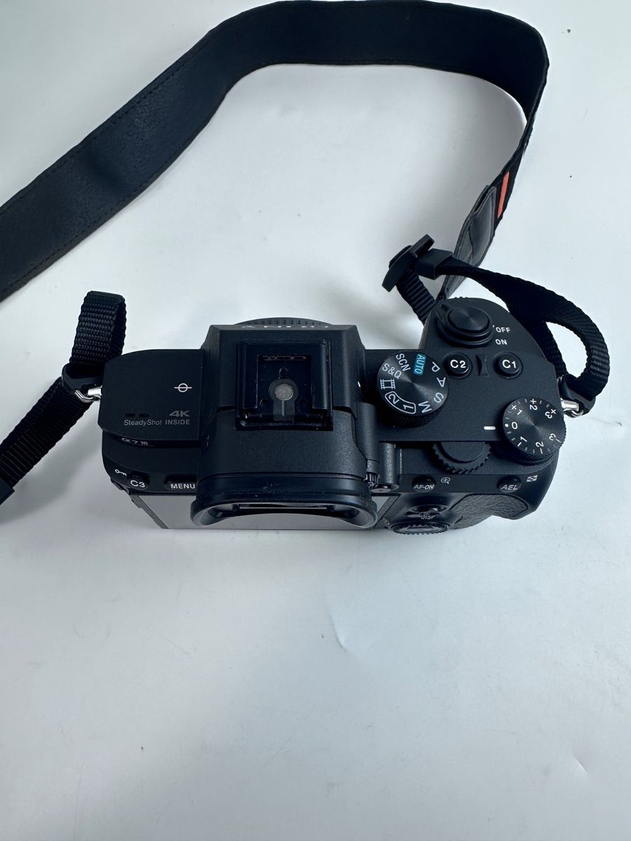 Main image 6