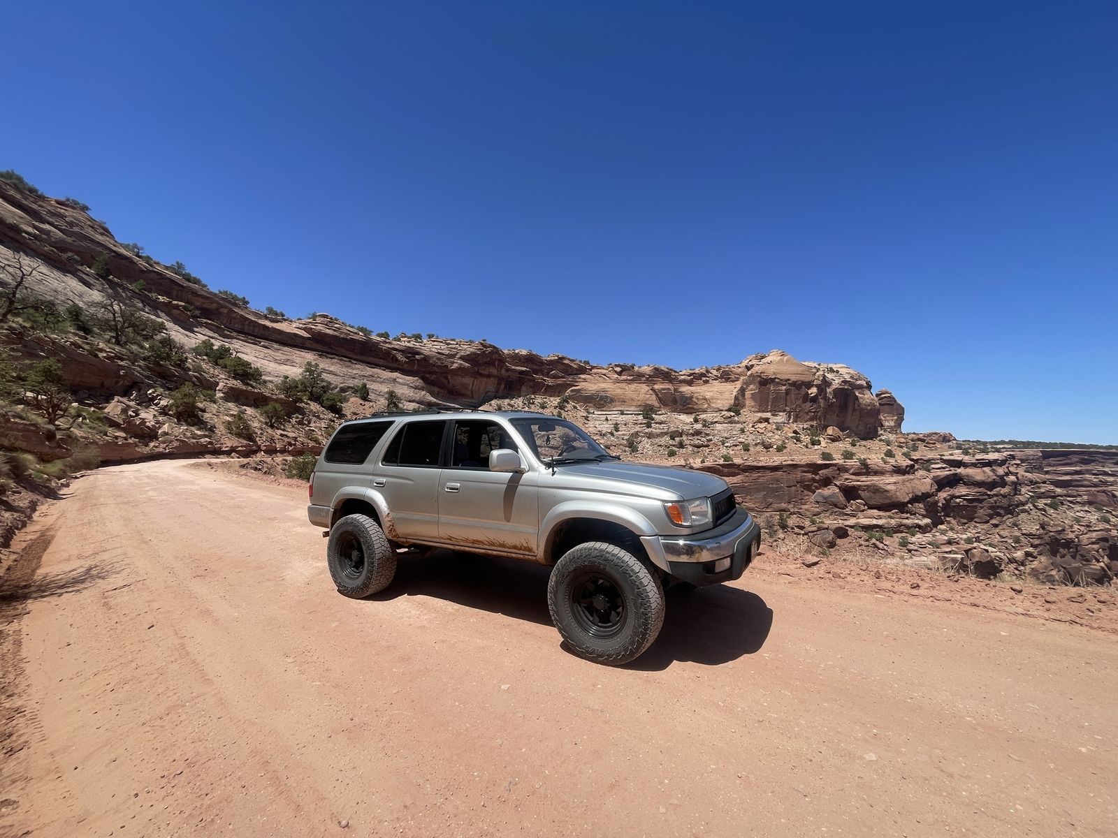 2002 TOYOTA 4RUNNER SR5